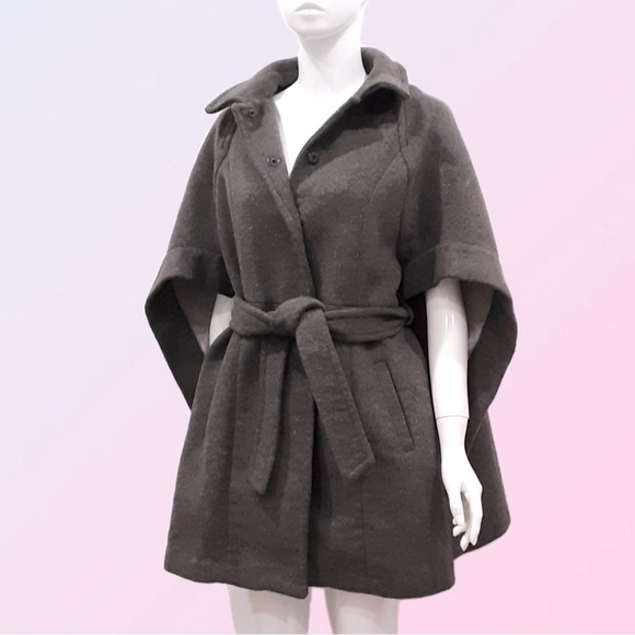 BASQUE Wool Blended Gray Cape Coat. - Picture 12 of 12